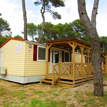 Mobilehome Victoria - Camp Soline База отдыха Биоград-на-Мору