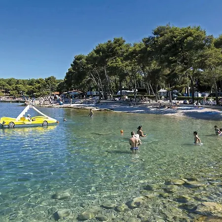 Aldeamento Turístico Mobilehome Victoria - Camp Soline Biograd Na Moru