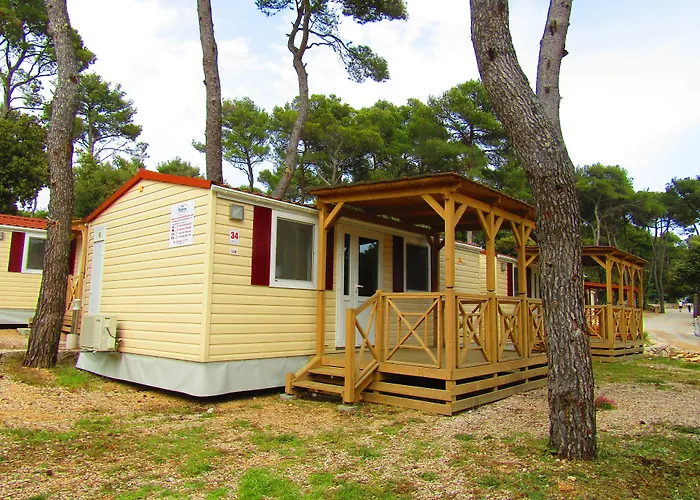 Mobilehome Victoria - Camp Soline База отдыха Биоград-на-Мору
