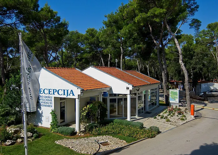 Mobilehome Victoria - Camp Soline База отдыха Биоград-на-Мору