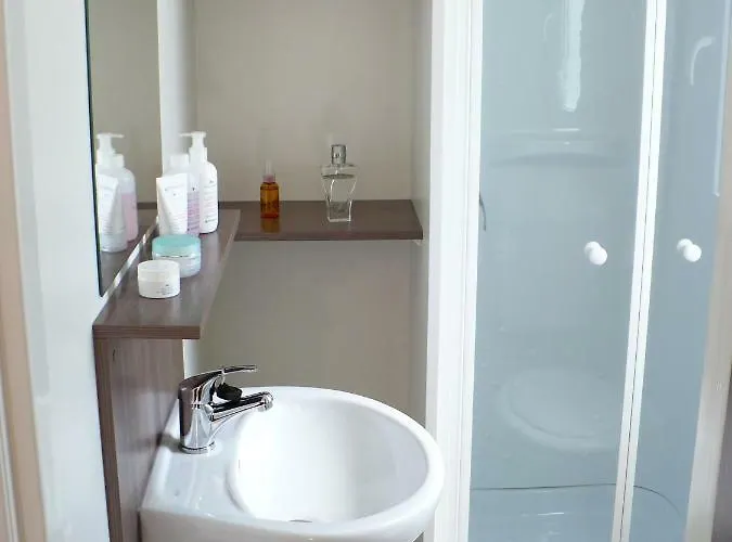 Semesterpark Mobilehome Victoria - Camp Soline Biograd Na Moru